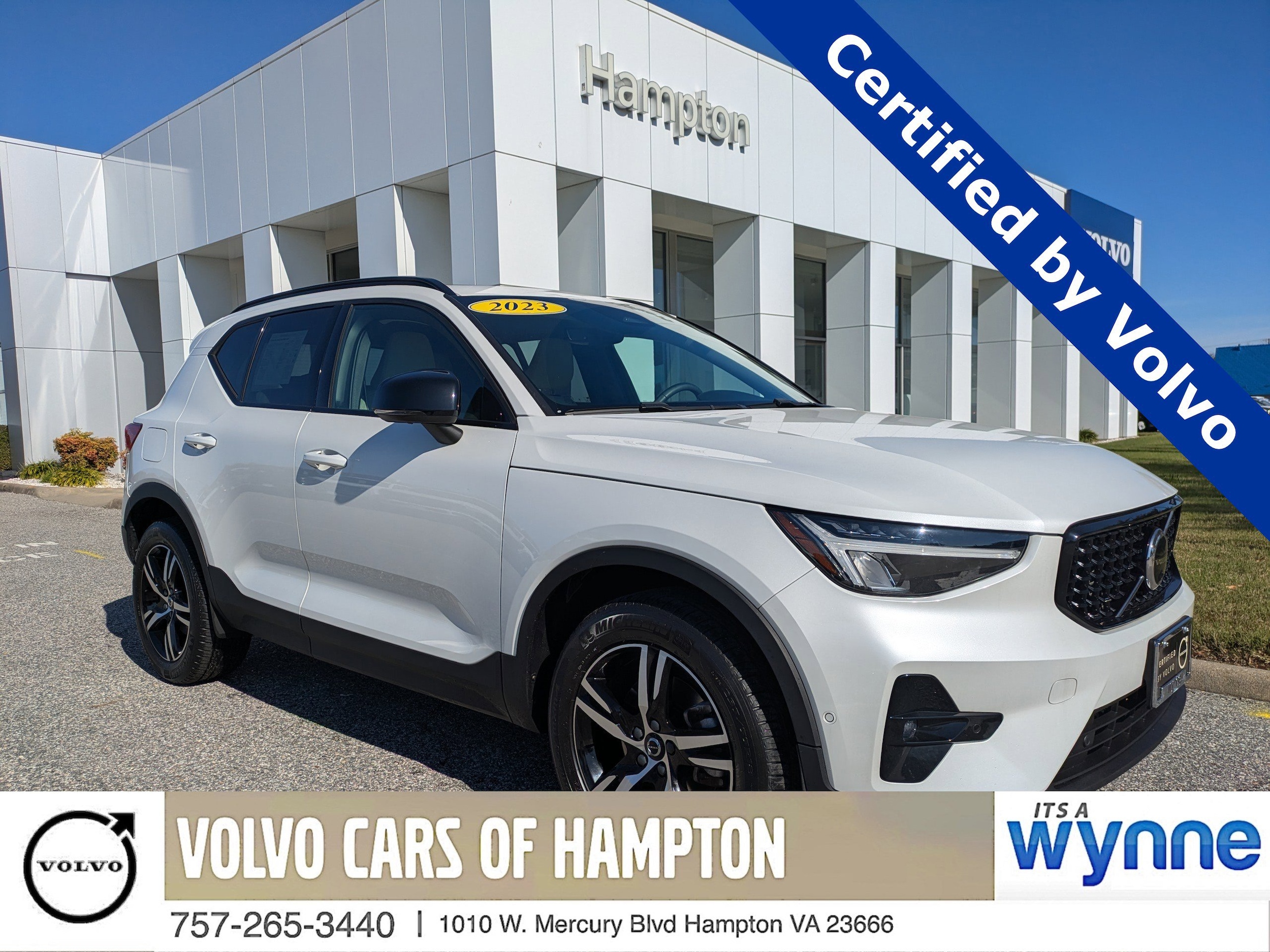 2023 Volvo XC40