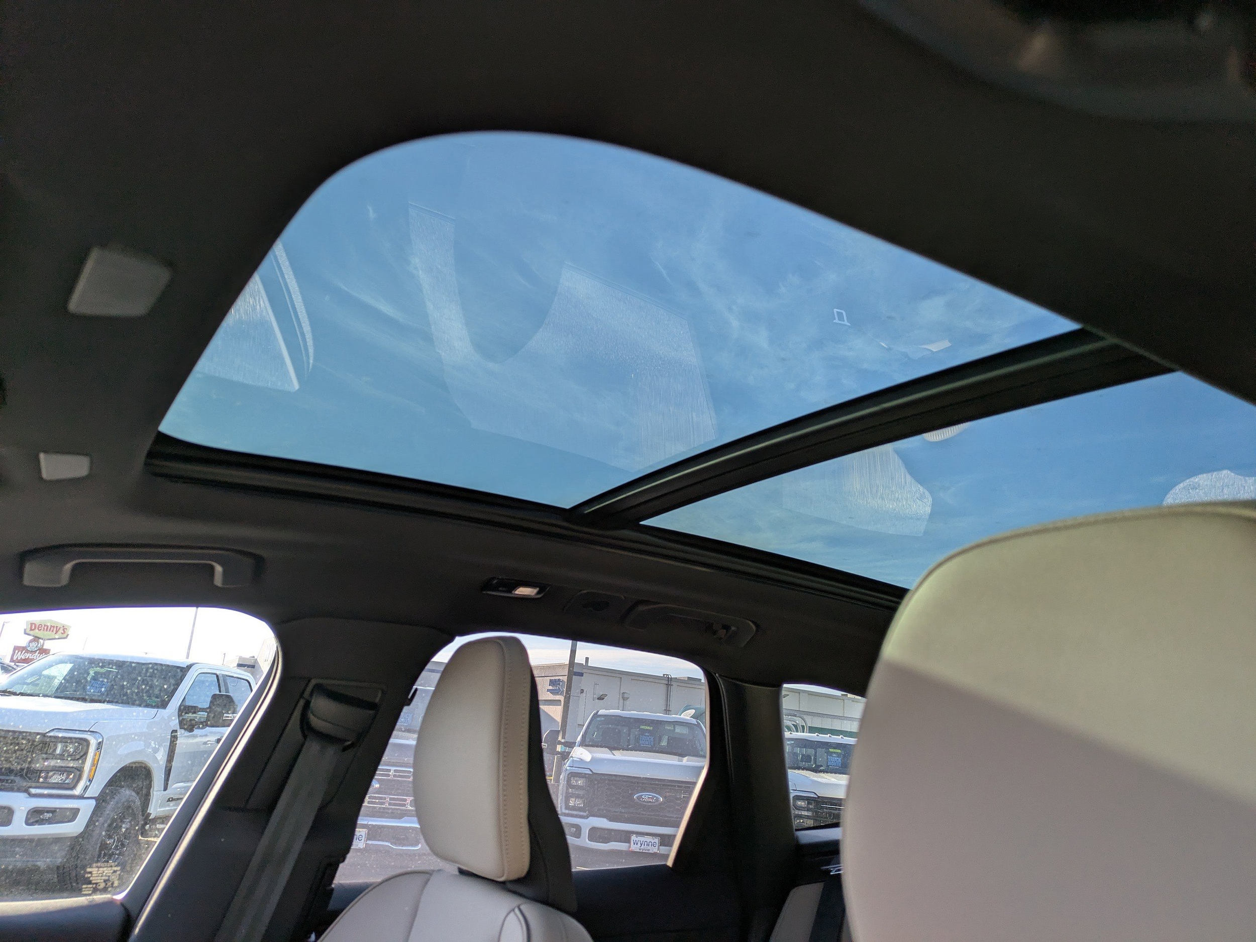 2026 Volvo XC60 Plus - Photo 20