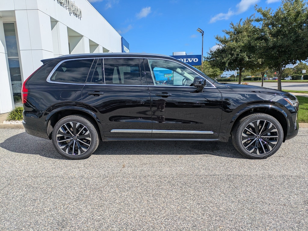 New 2026 Volvo XC90 B5 Core SUV