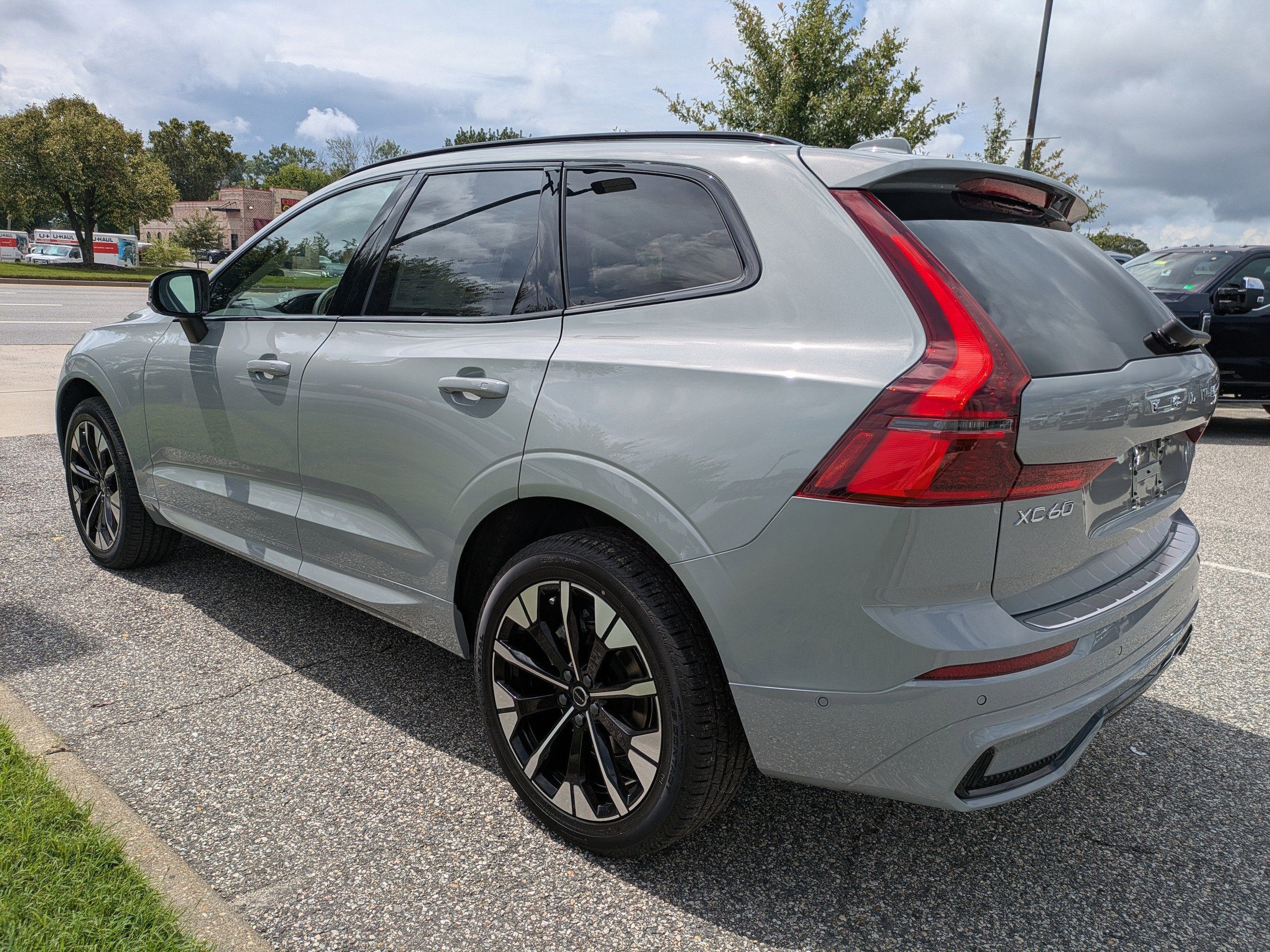 2026 Volvo XC60 Ultra - Photo 6