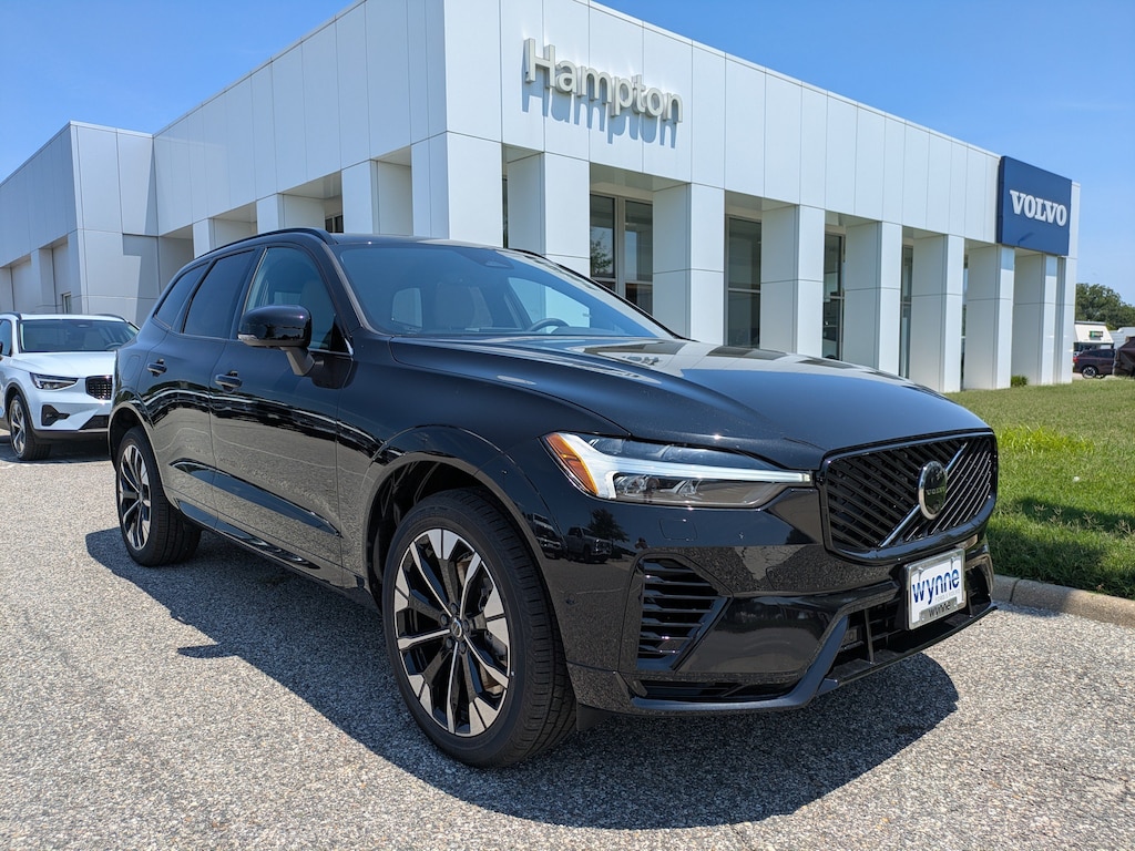 New 2026 Volvo XC60 plug-in hybrid T8 Plus SUV