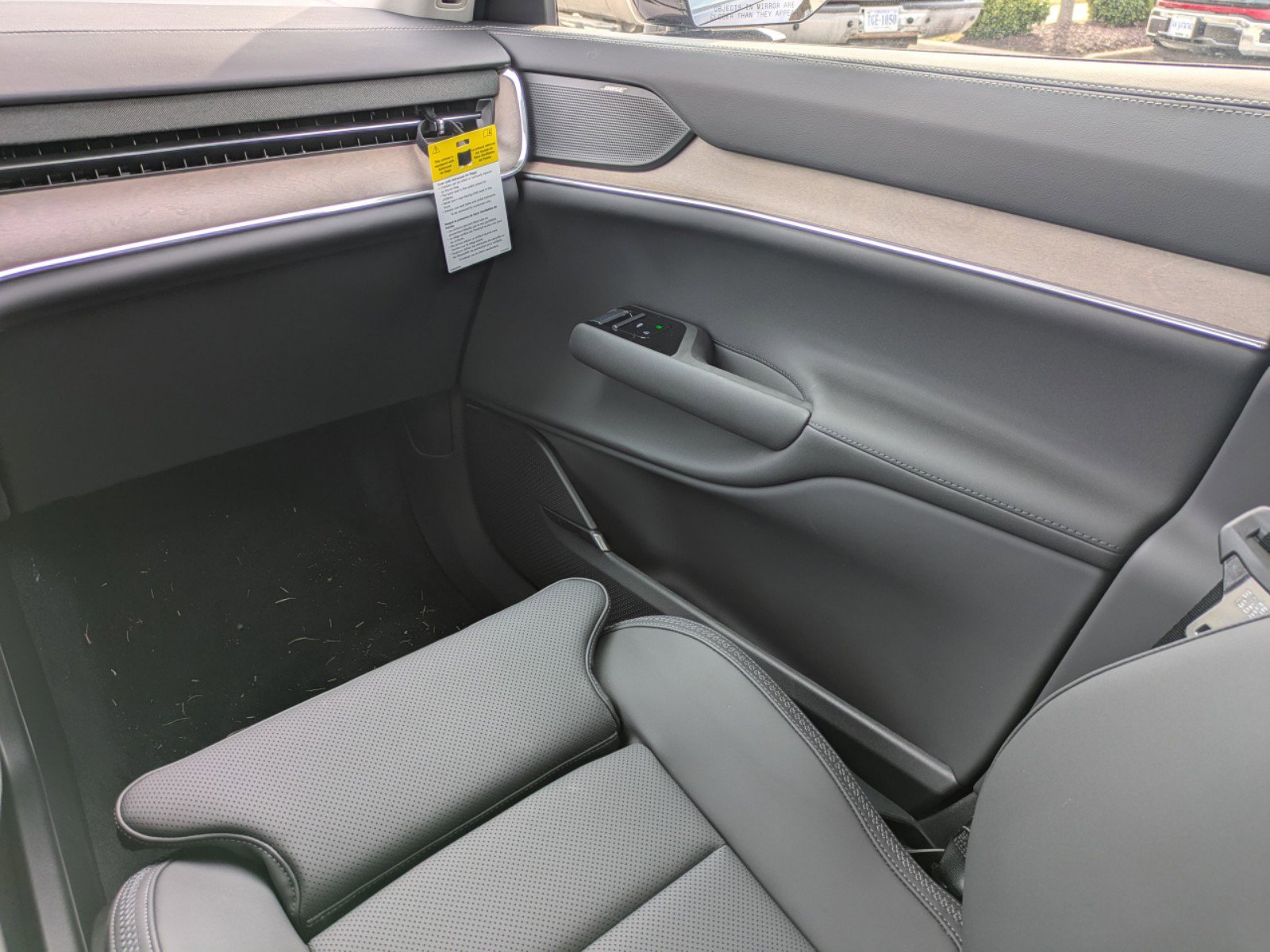 2025 Volvo EX90 Ultra - Photo 18
