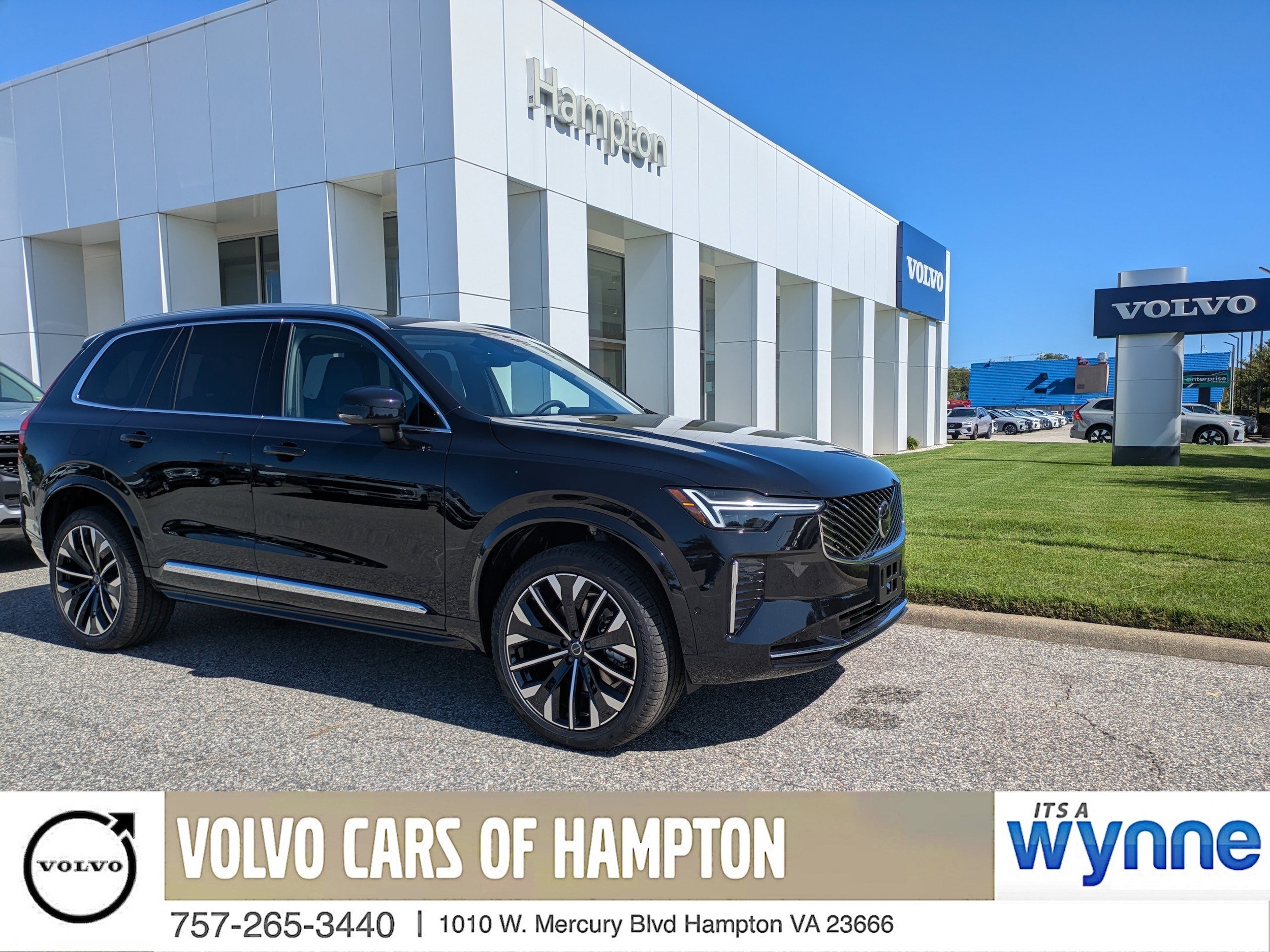 2026 Volvo XC90 Plus's photo