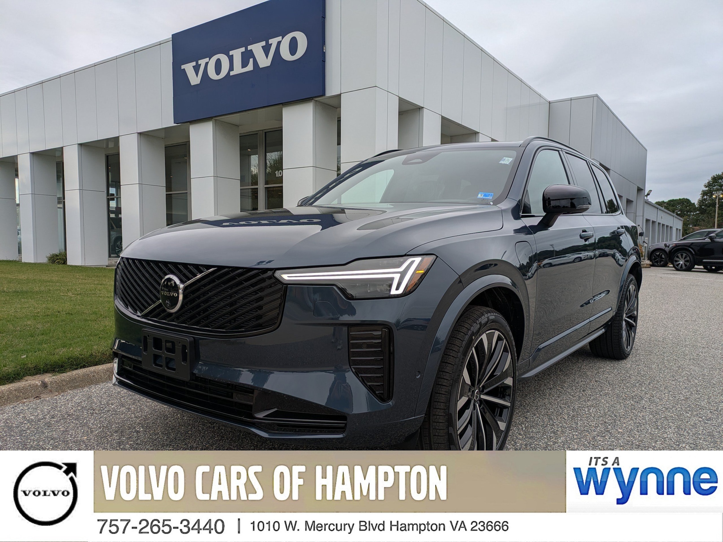 2027 Volvo XC90 plug-in hybrid