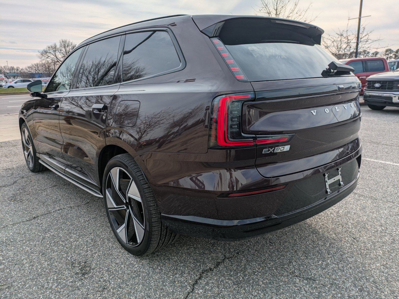 2025 Volvo EX90 Ultra - Photo 6