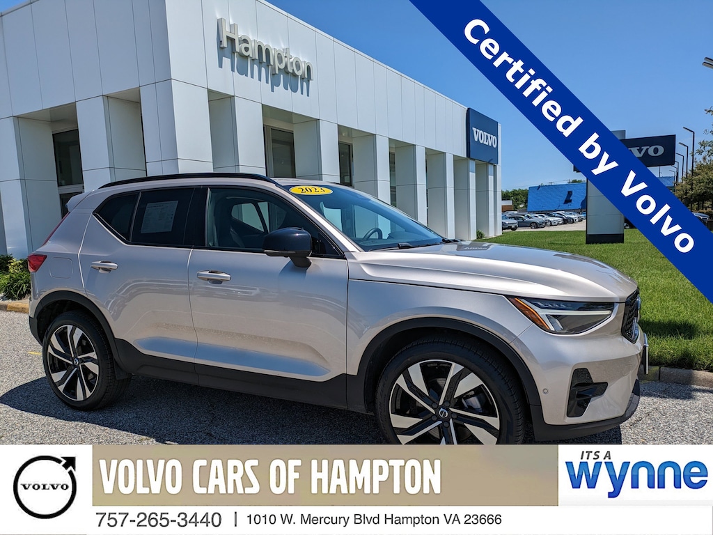 Certified 2023 Volvo XC40 Plus Dark Theme B5 AWD Plus Dark Theme
