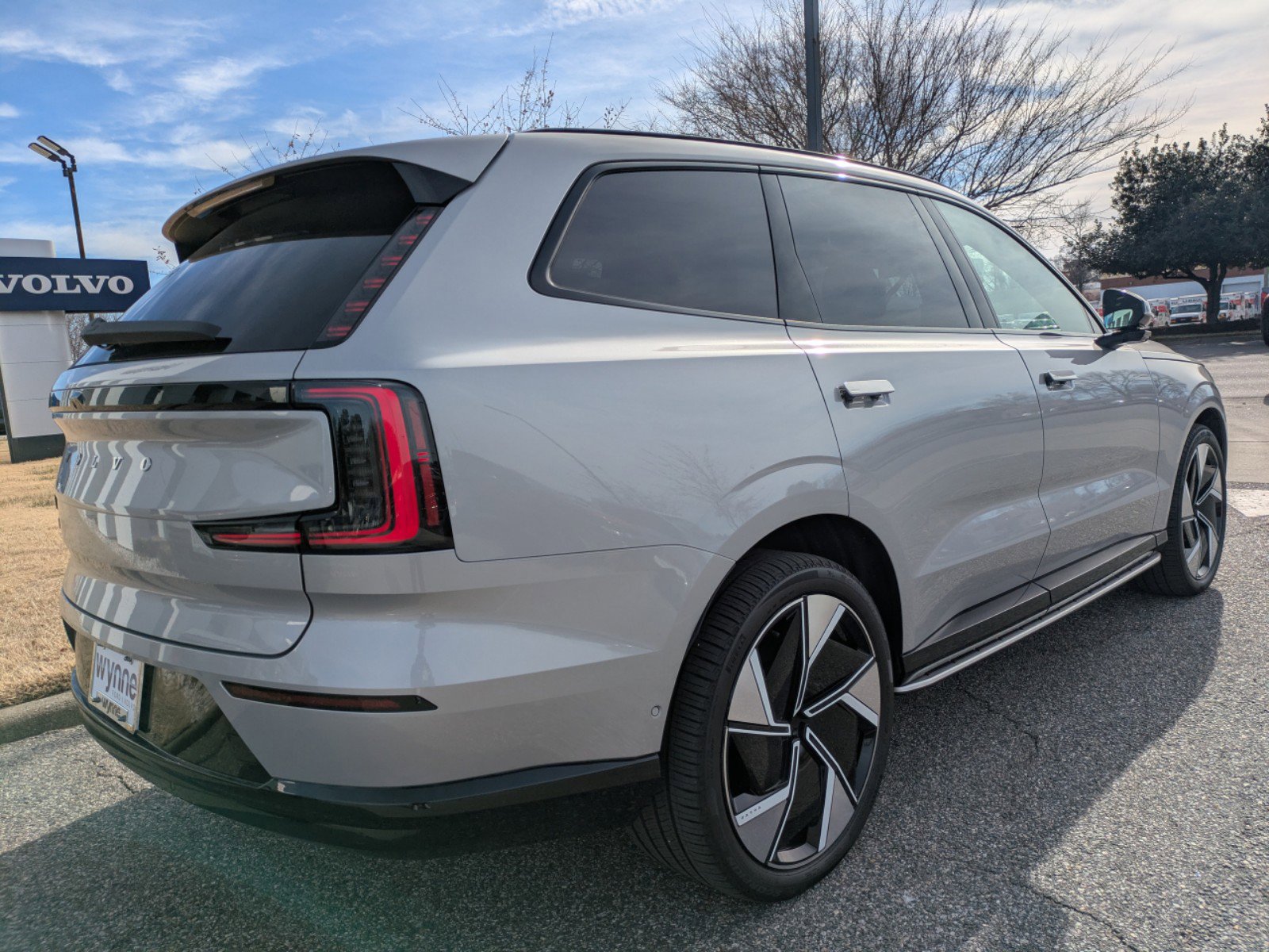 2025 Volvo EX90 Twin Motor Ultra photo 4