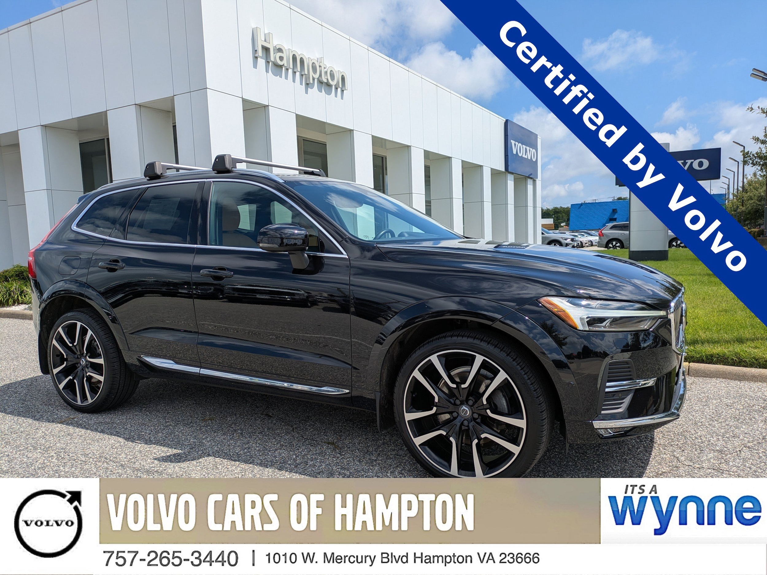 2022 Volvo XC60 Inscription's photo
