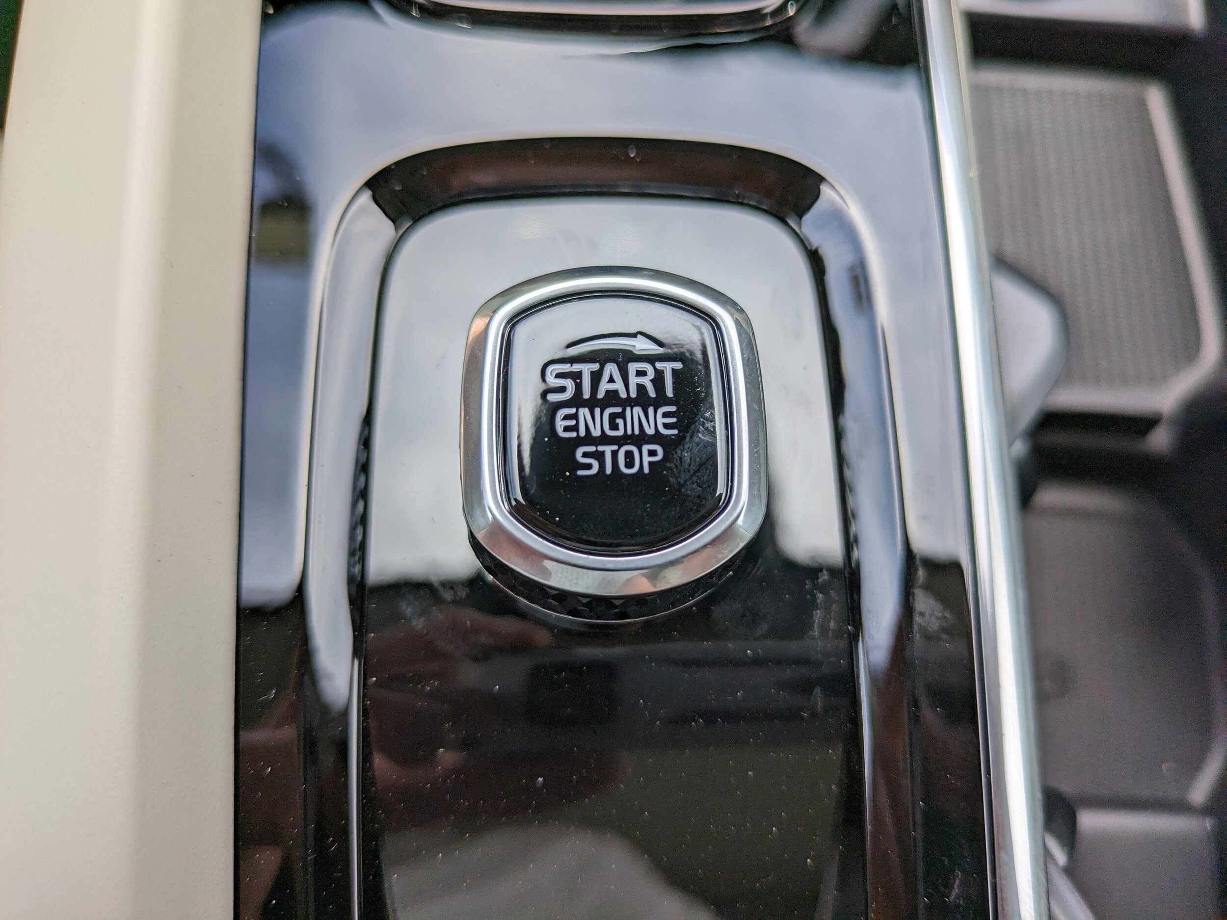 2025 Volvo XC60 Plus - Photo 27