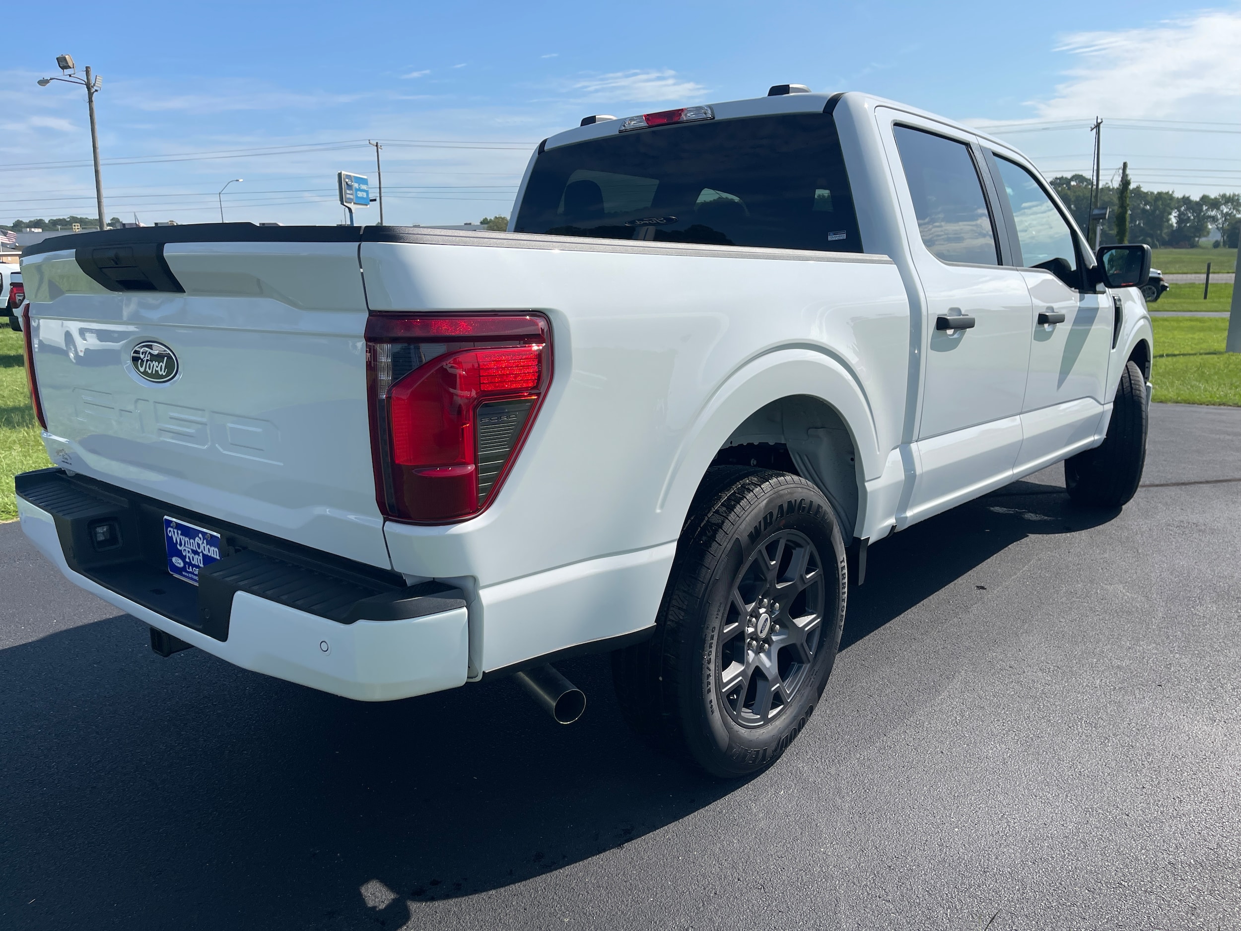 2026 Ford F-150 STX - Photo 9