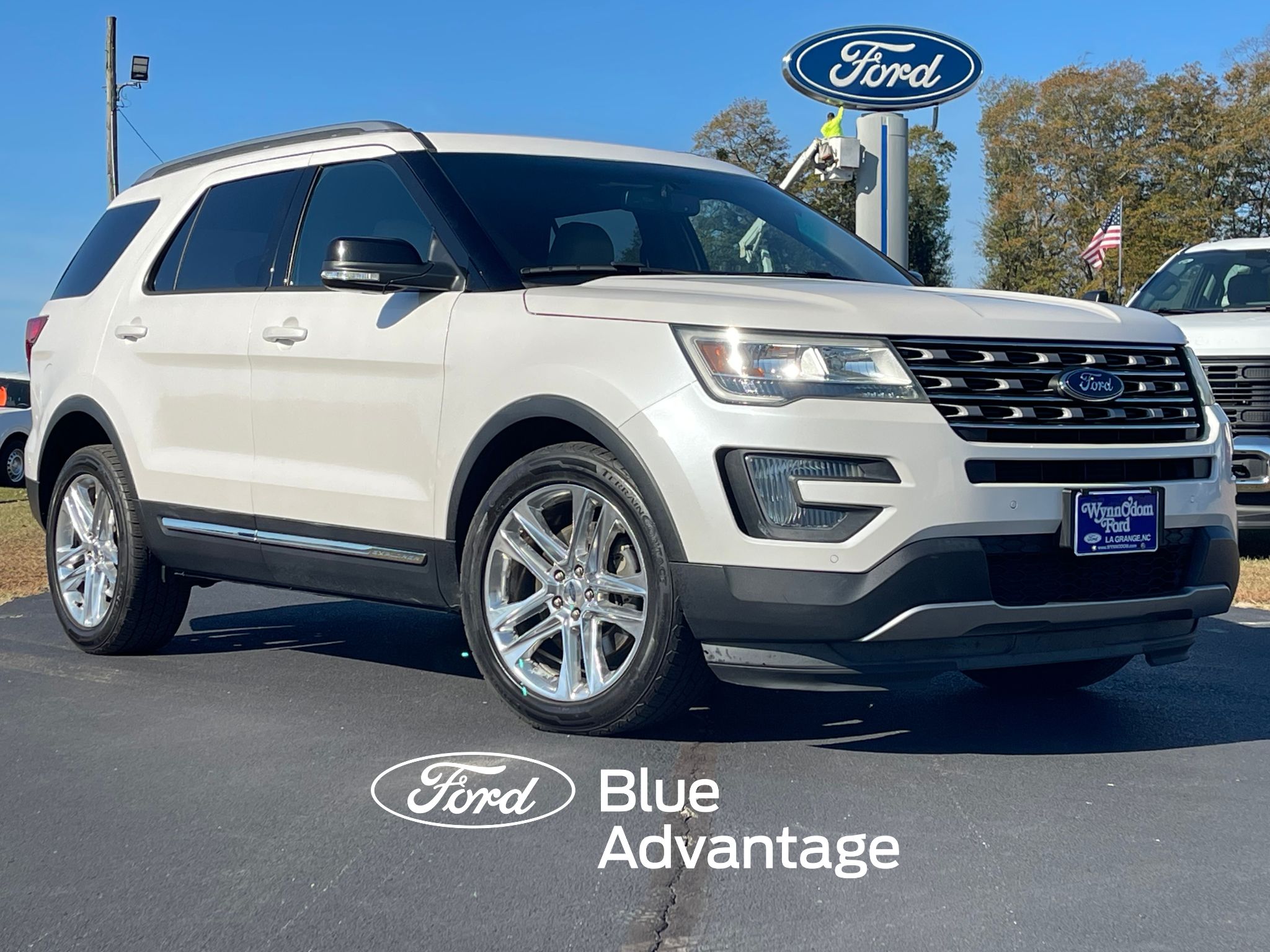 2016 Ford Explorer XLT's photo