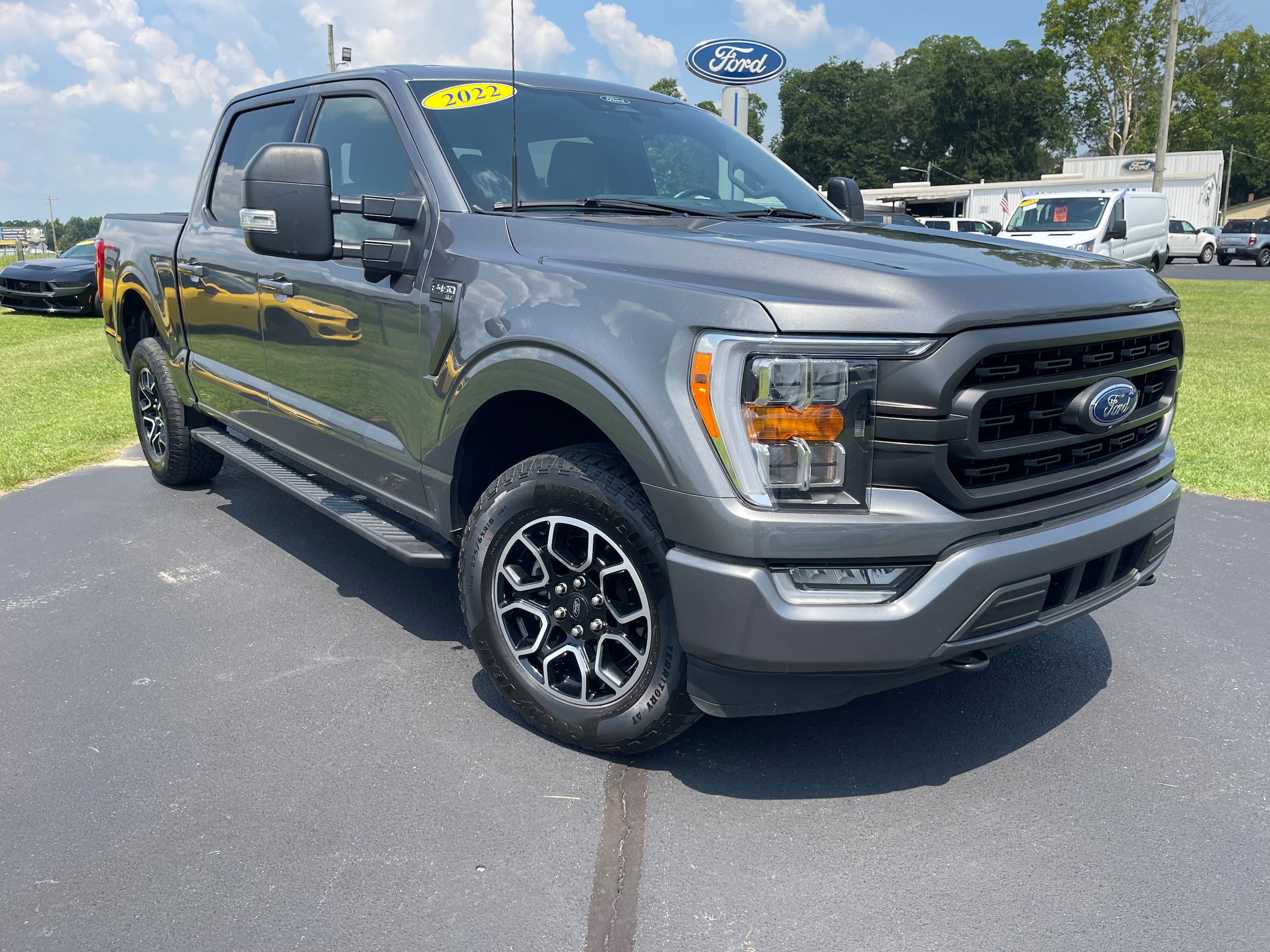 2022 Ford F-150 XLT - Photo 22
