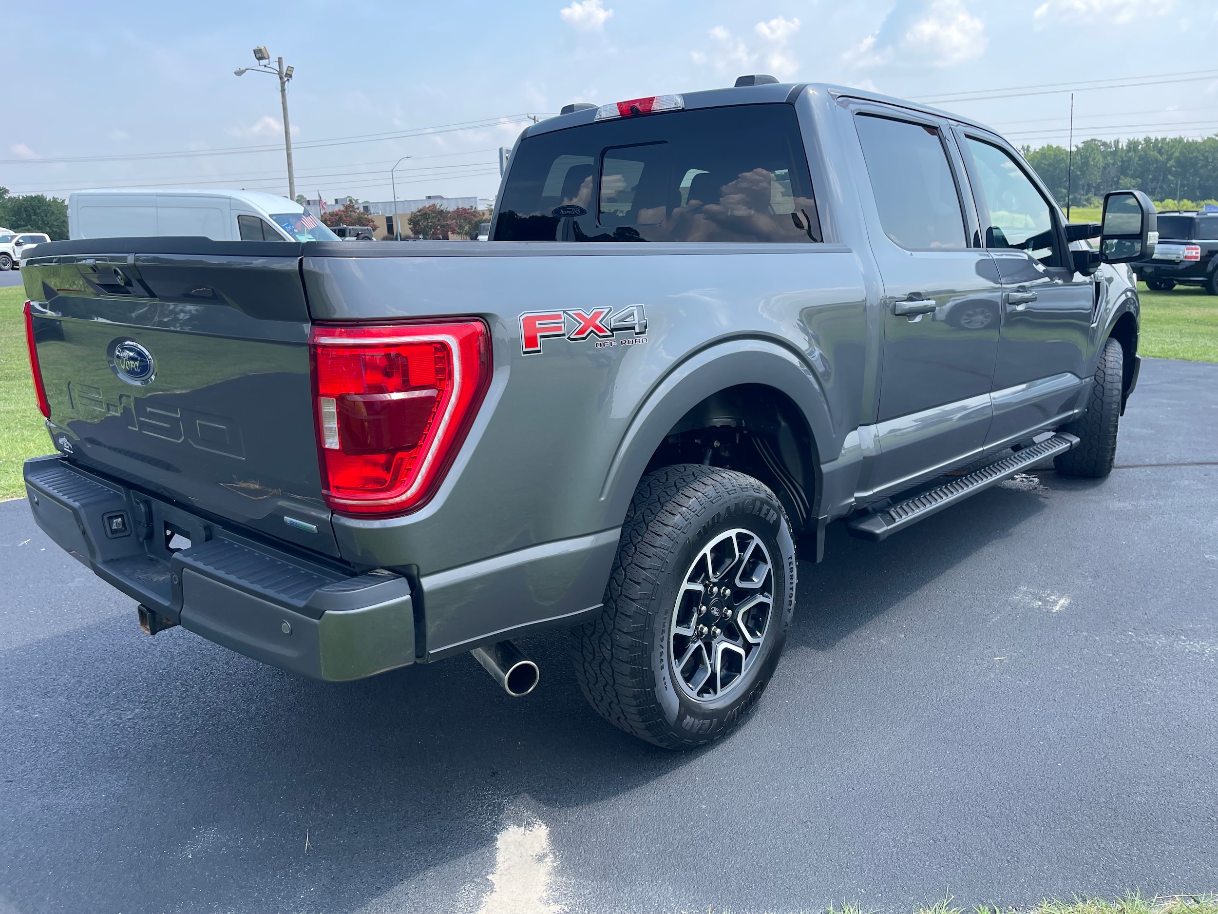 2022 Ford F-150 XLT - Photo 16