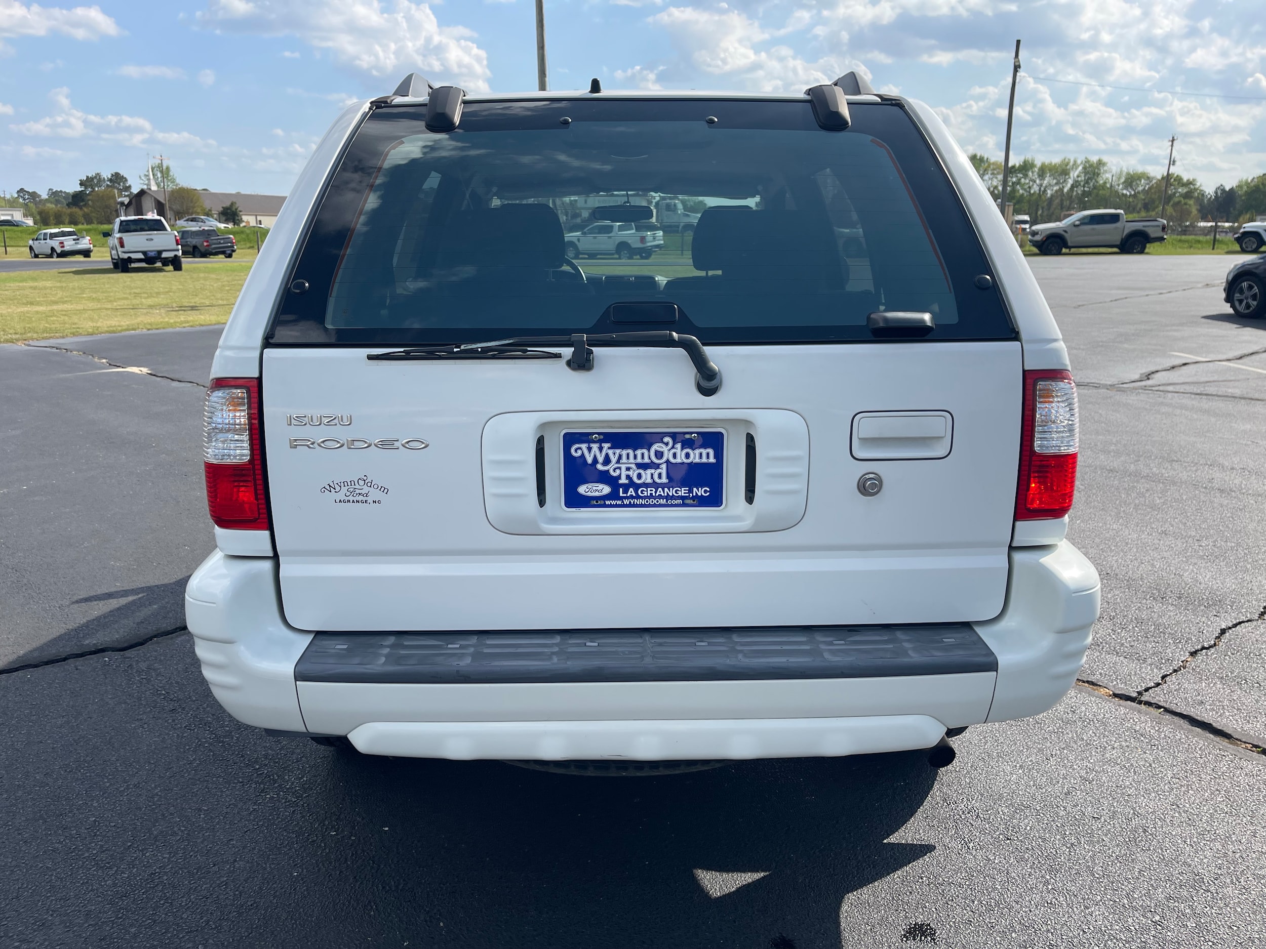 View vehicle photo 6