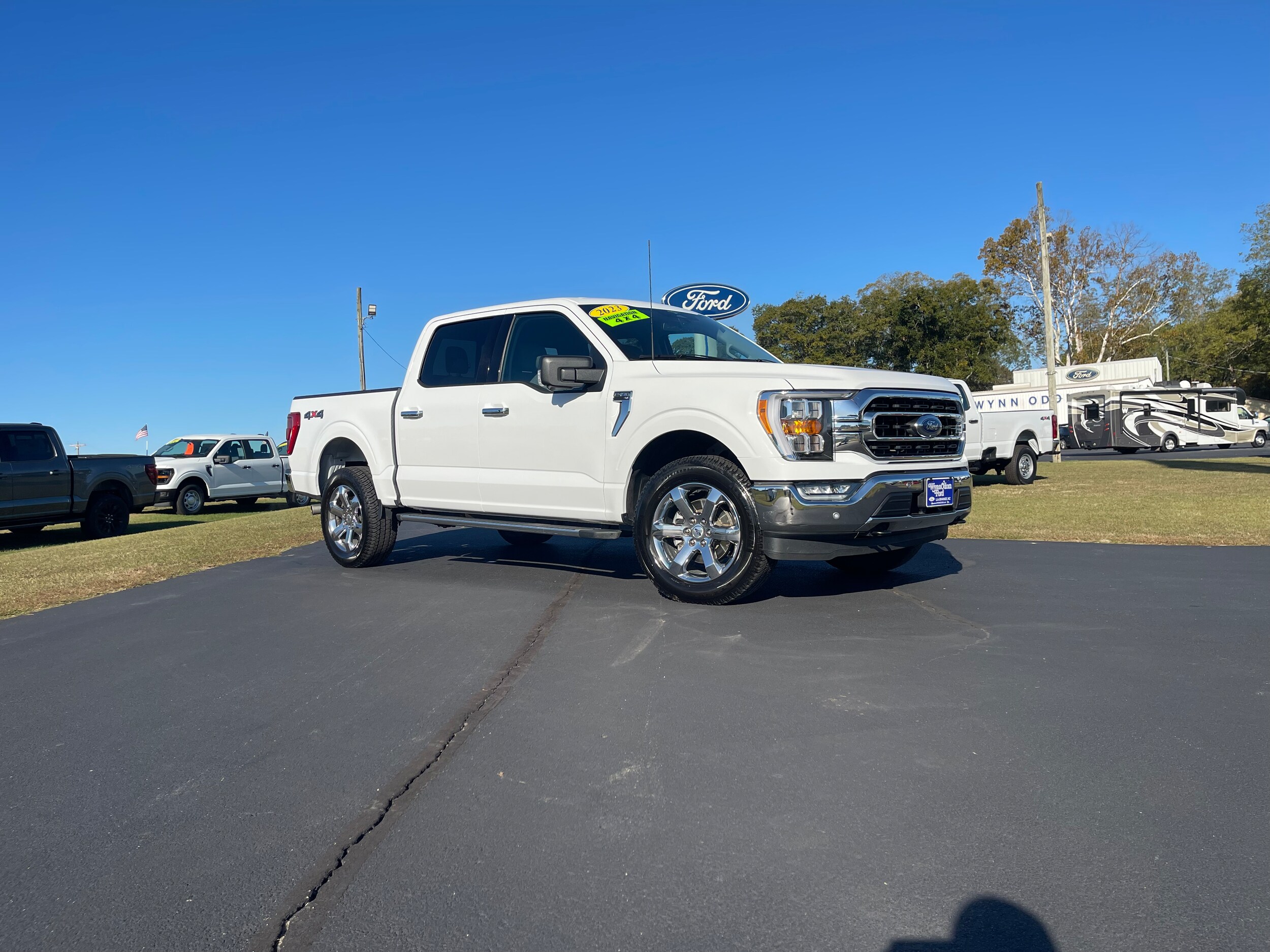 2023 Ford F-150 XLT photo 3