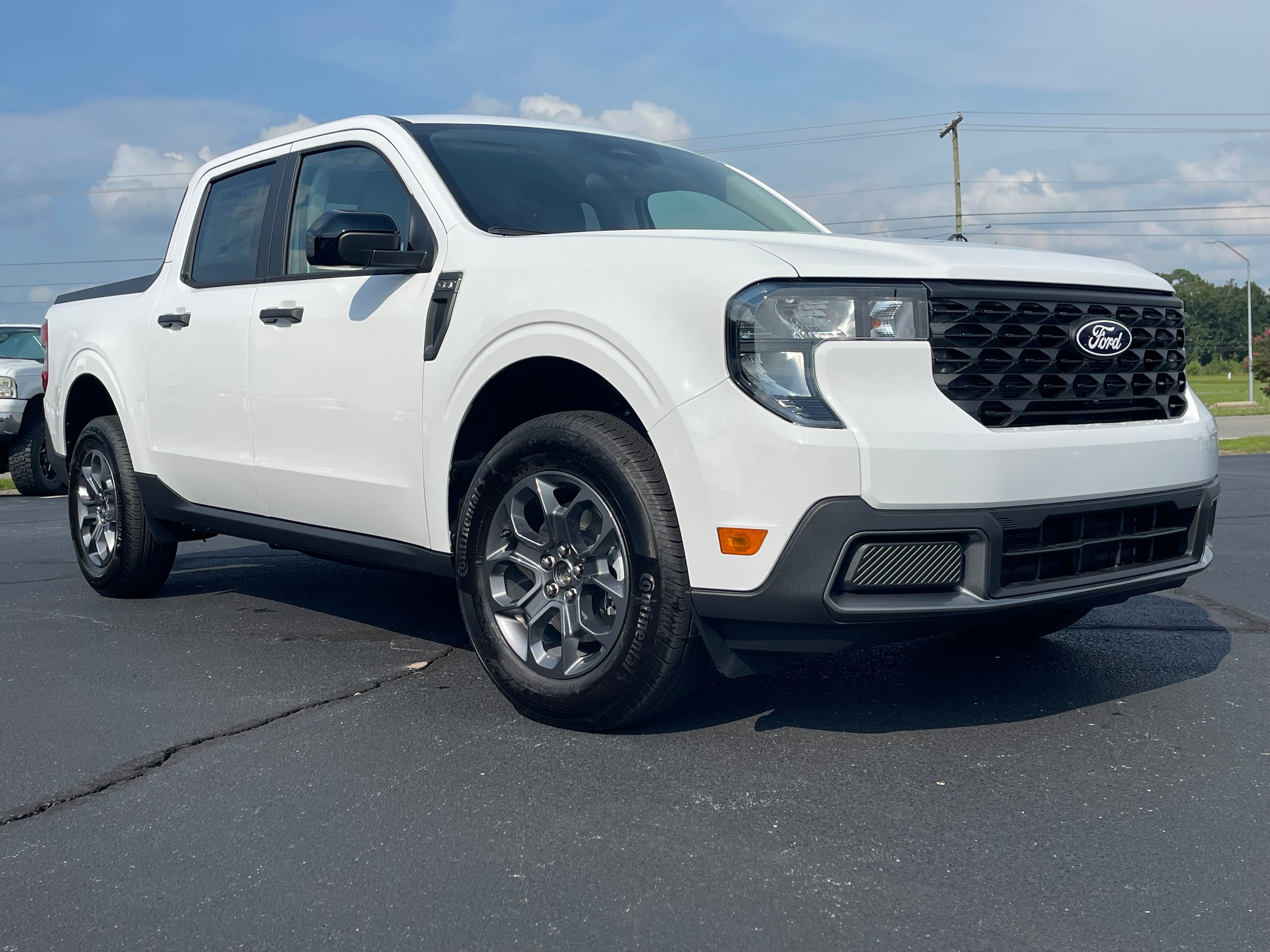 2025 Ford Maverick XLT's photo