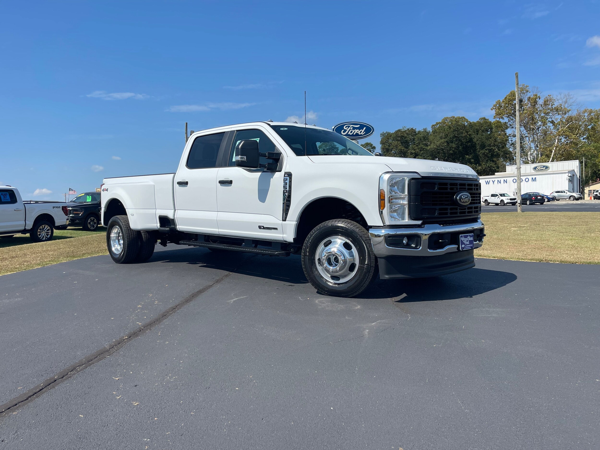 2026 Ford F-350 XL photo 3