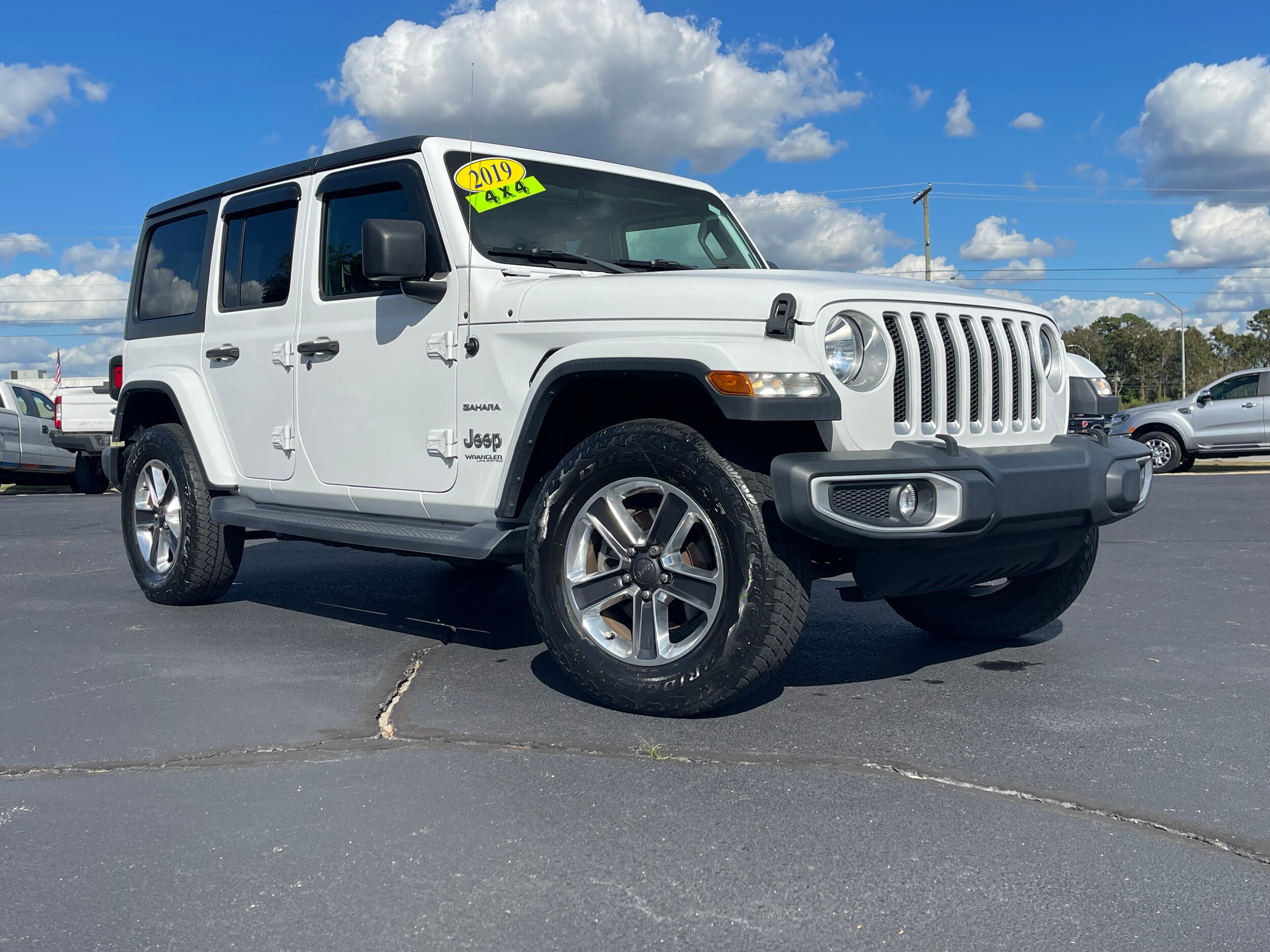 2019 Jeep Wrangler Unlimited Sahara photo 4