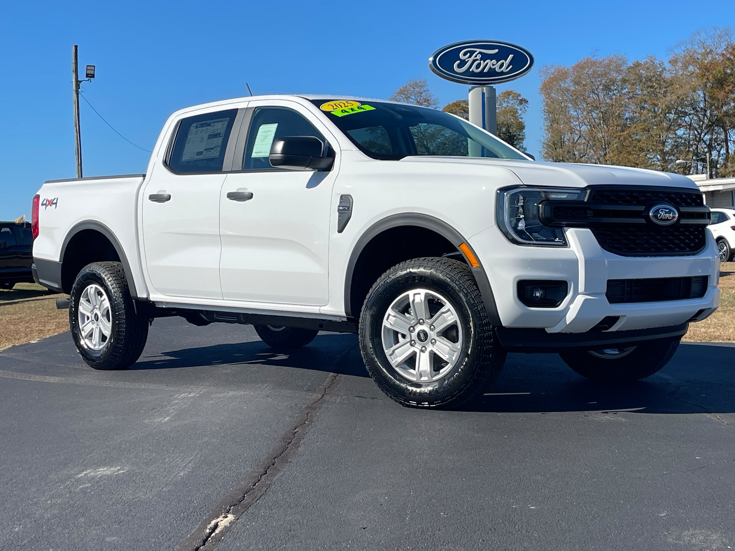 2025 Ford Ranger XL's photo