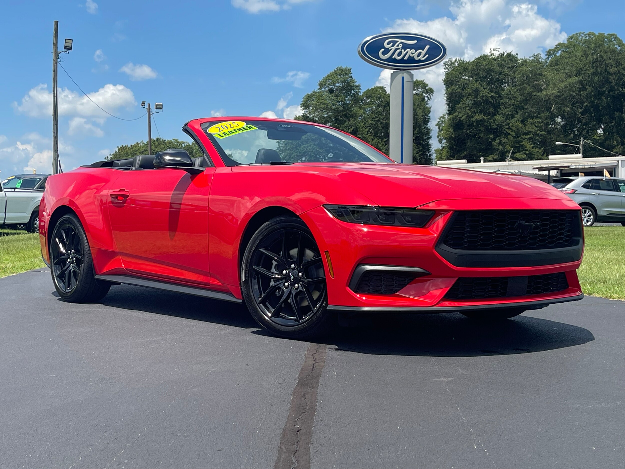 2025 Ford Mustang photo 2