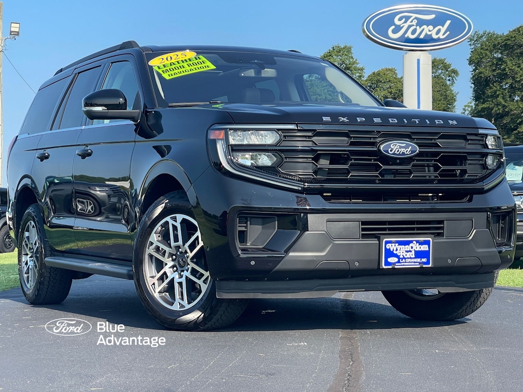 Certified 2025 Ford Expedition Active Active 4x4