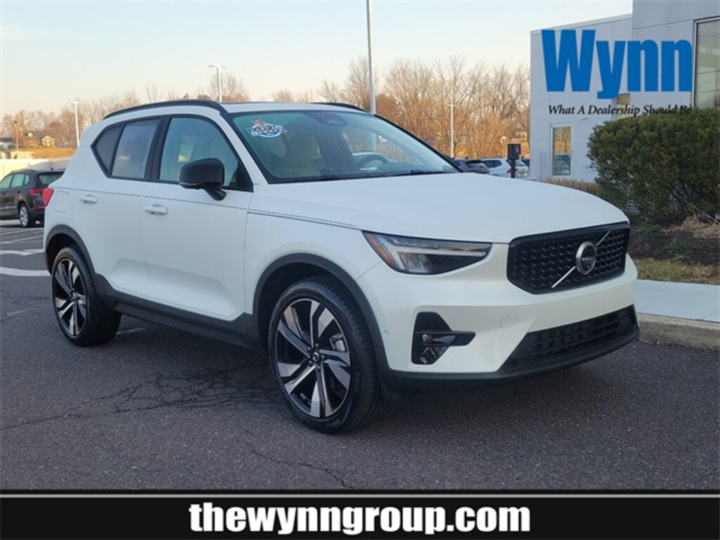 Certified Used 2024 Volvo XC40 B5 Plus Dark Theme For Sale in