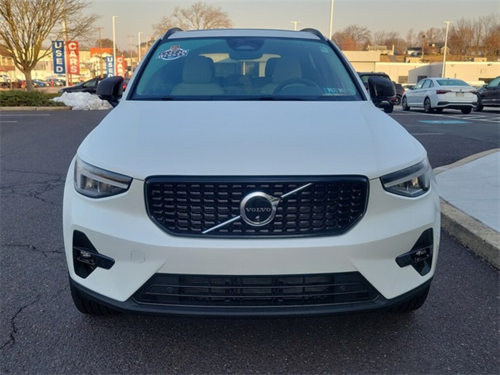 Certified Used 2024 Volvo XC40 B5 Plus Dark Theme For Sale in