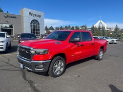2025 Ram 1500 BIG HORN CREW CAB 4X4 6'4 BOX Pickup