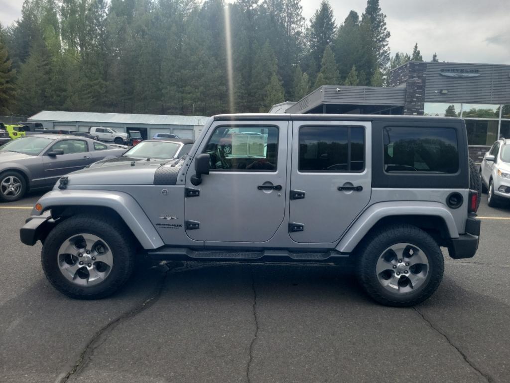 Used 2018 Jeep Wrangler JK Unlimited Sahara with VIN 1C4HJWEG6JL920658 for sale in Pullman, WA