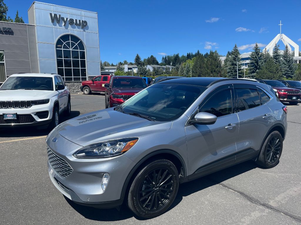 2022 Ford Escape Titanium