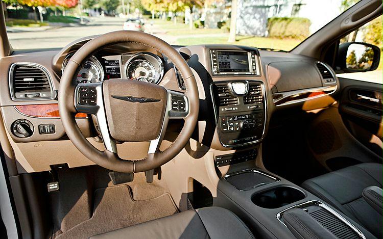 2011 Chrysler Town and Country | Woody's Dodge Jeep Chrysler