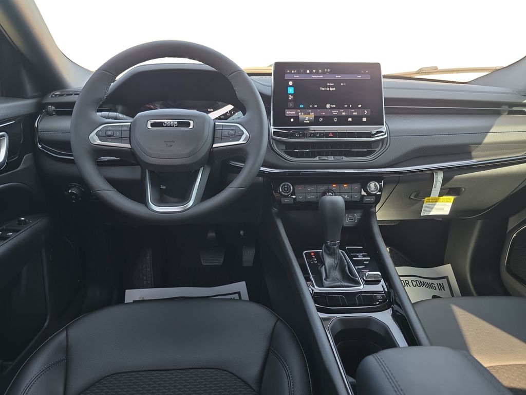 2026 Jeep Compass Latitude Altitude - Photo 12
