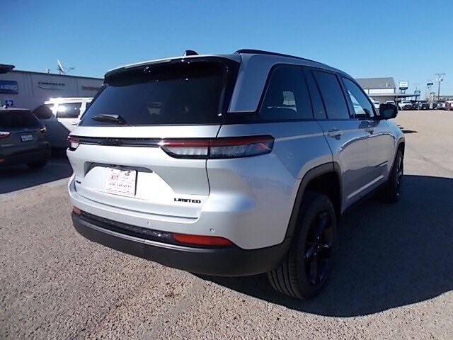 2024 Jeep Grand Cherokee Limited photo 3