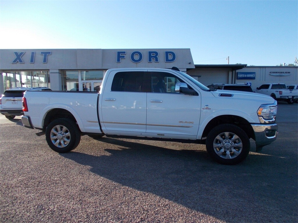 2022 Ram 3500 Limited photo 2