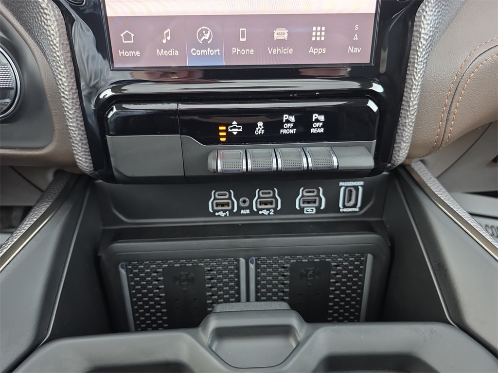 2026 RAM 1500 Limited Longhorn - Photo 24