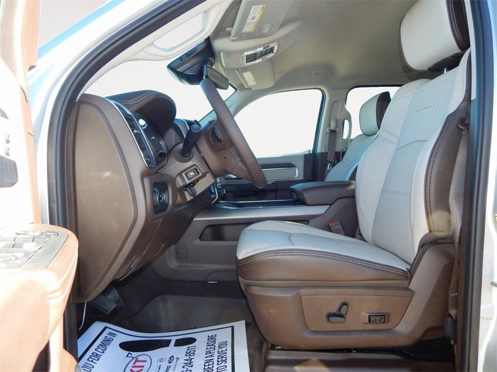 2026 RAM 2500 Laramie - Photo 11