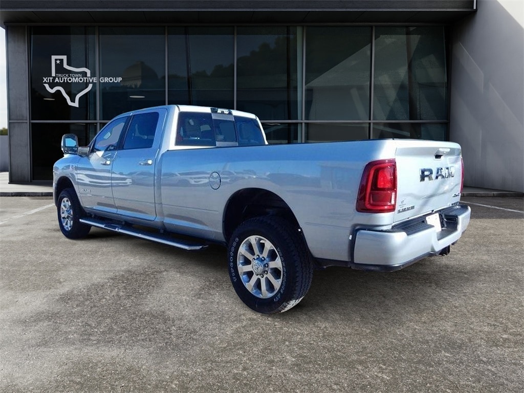 2026 RAM 2500 Laramie - Photo 6