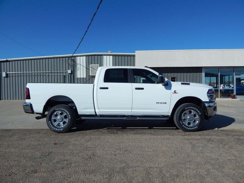 2025 Ram 2500 Big Horn photo 2