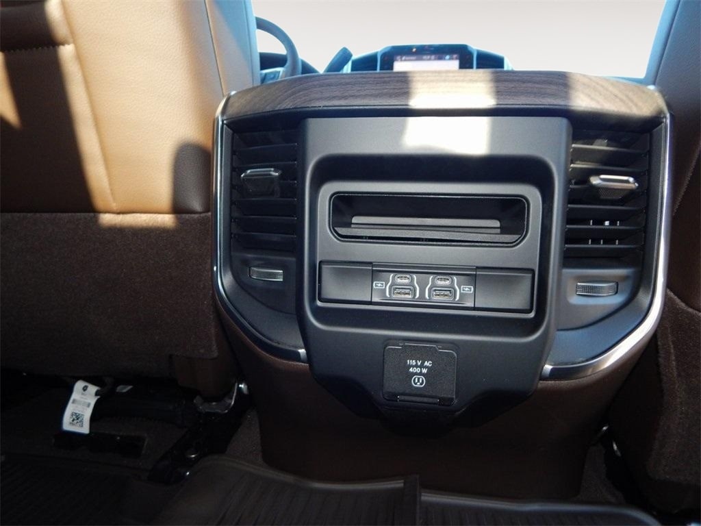 2026 RAM 2500 Laramie - Photo 14