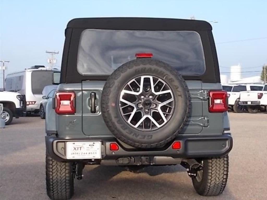 Used 2024 Jeep Wrangler Sahara SUV