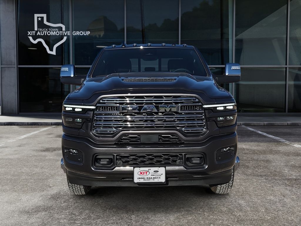 2026 RAM 3500 Laramie - Photo 8