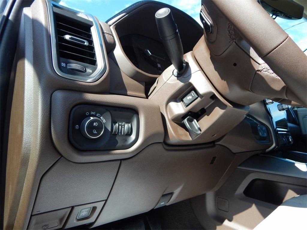 2026 RAM 2500 Laramie - Photo 17