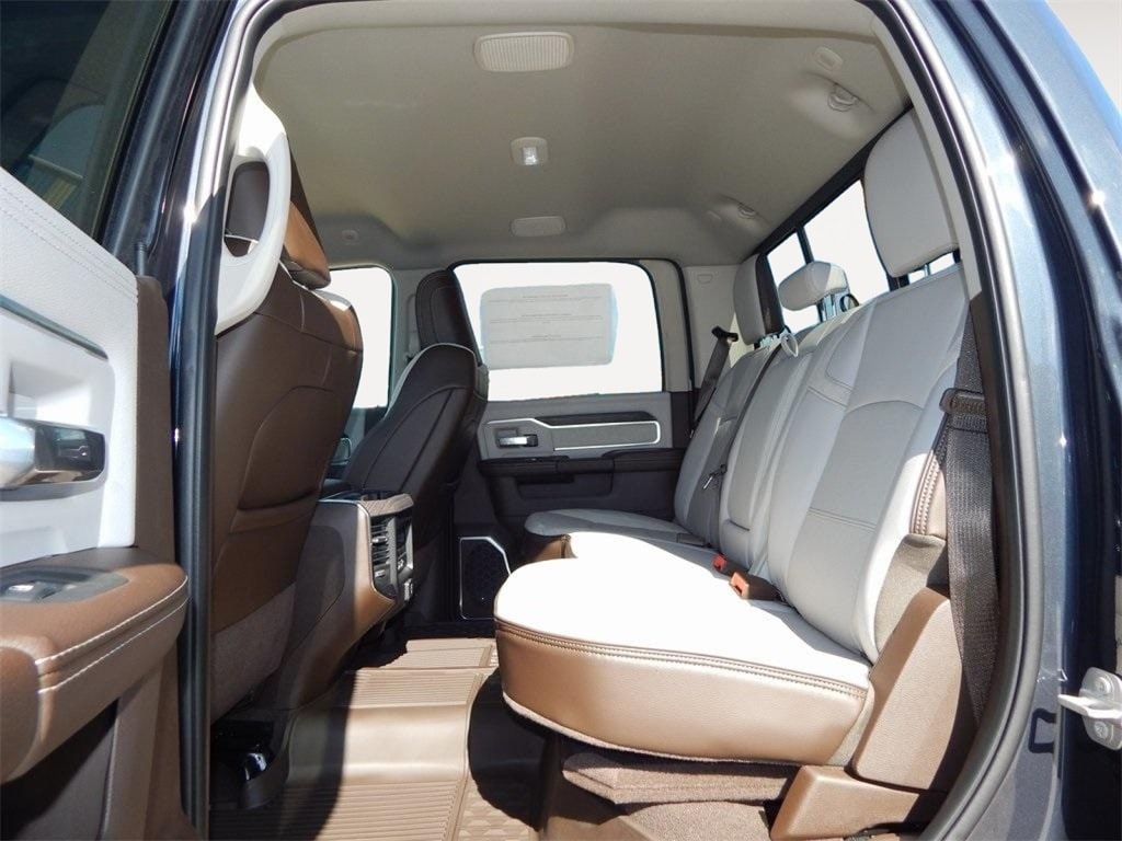 2026 RAM 2500 Laramie - Photo 12