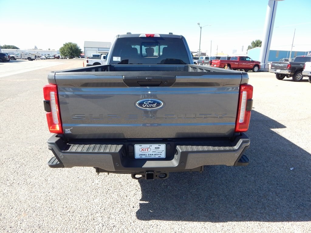 New 2026 Ford F-250SD Truck Crew Cab