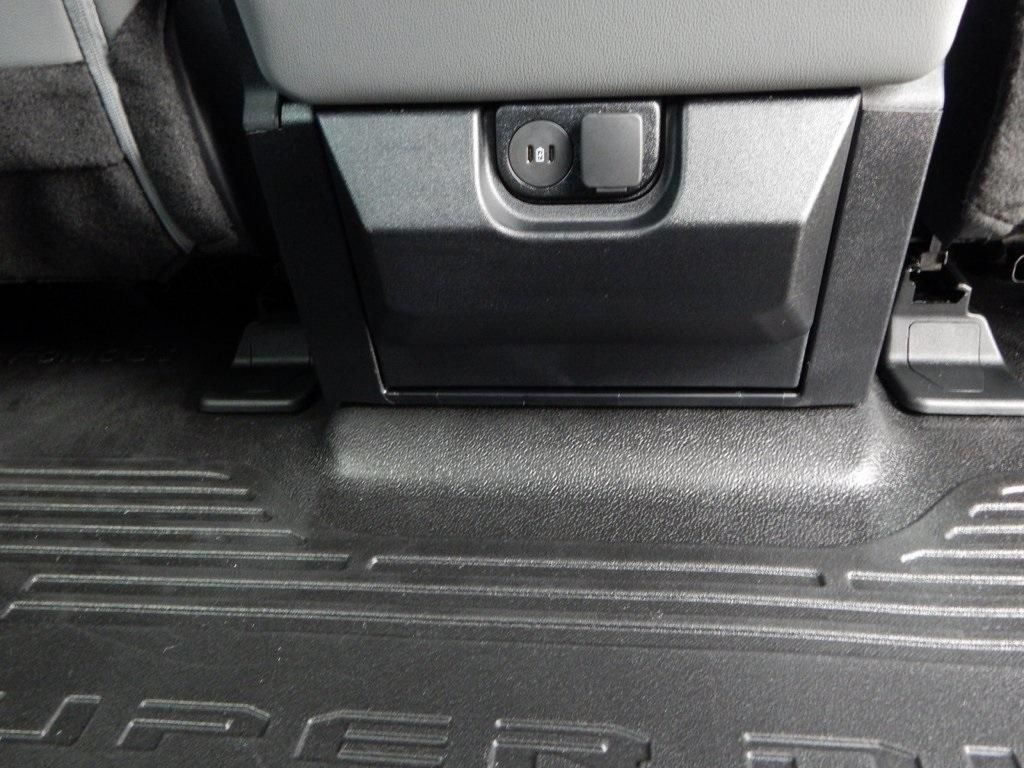 2026 Ford F-350 Super Duty XL - Photo 14
