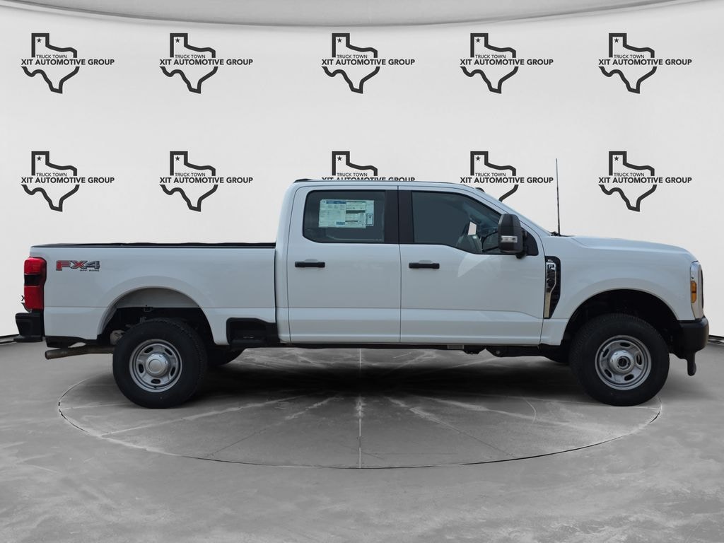 New 2026 Ford F-250SD XL Truck Crew Cab