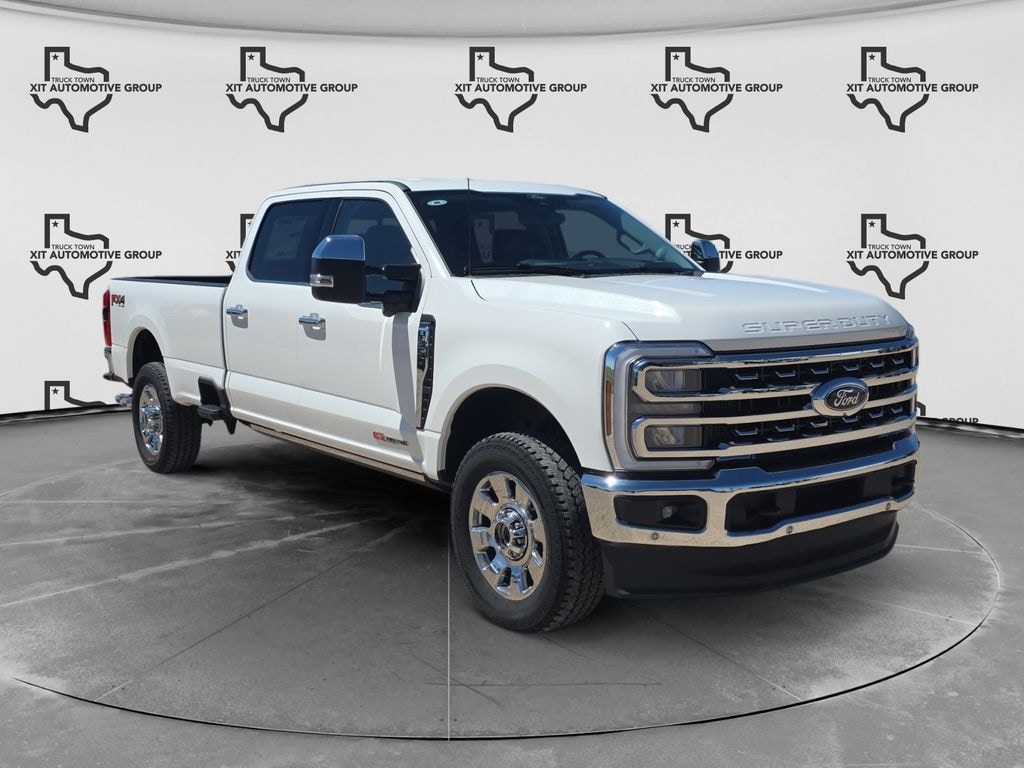 New 2026 Ford F-350SD Lariat Truck Crew Cab