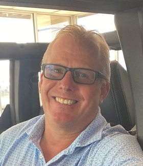 Staff member David Sneller from aa811f7646e9