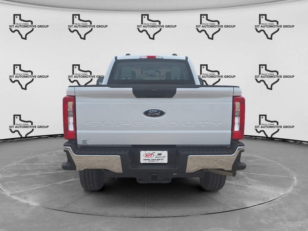 New 2026 Ford F-350SD XL Truck Crew Cab