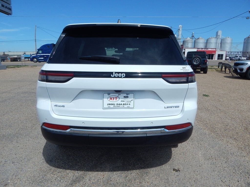 2024 Jeep Grand Cherokee Limited photo 4